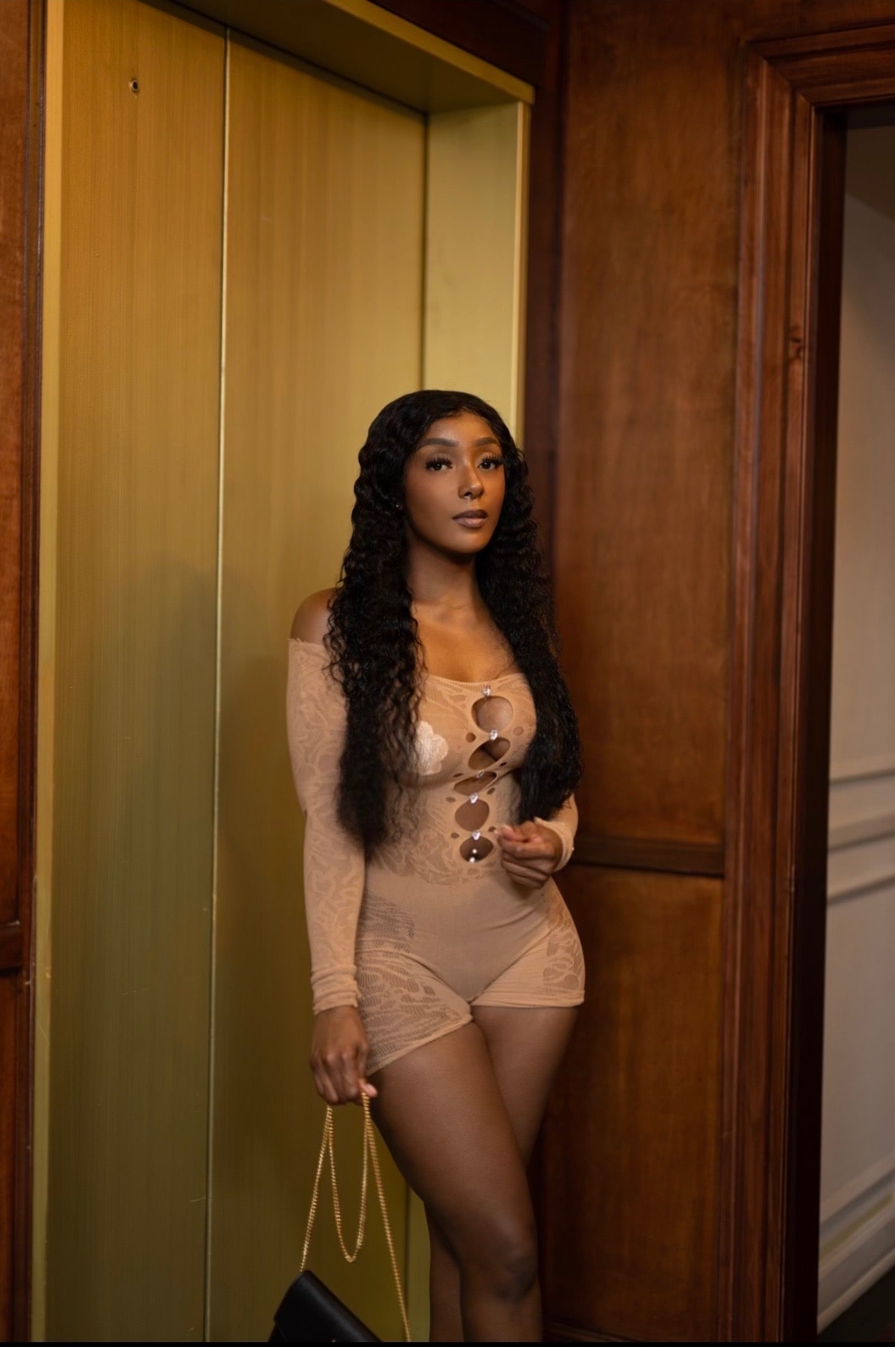 ‘Luxe Me’ Seamless Lace Romper - Taupe