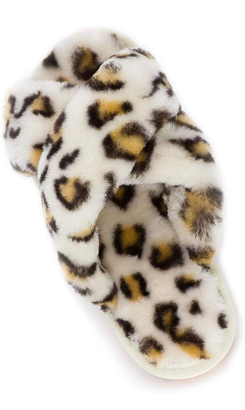 'Nonchalant' Fur Slippers